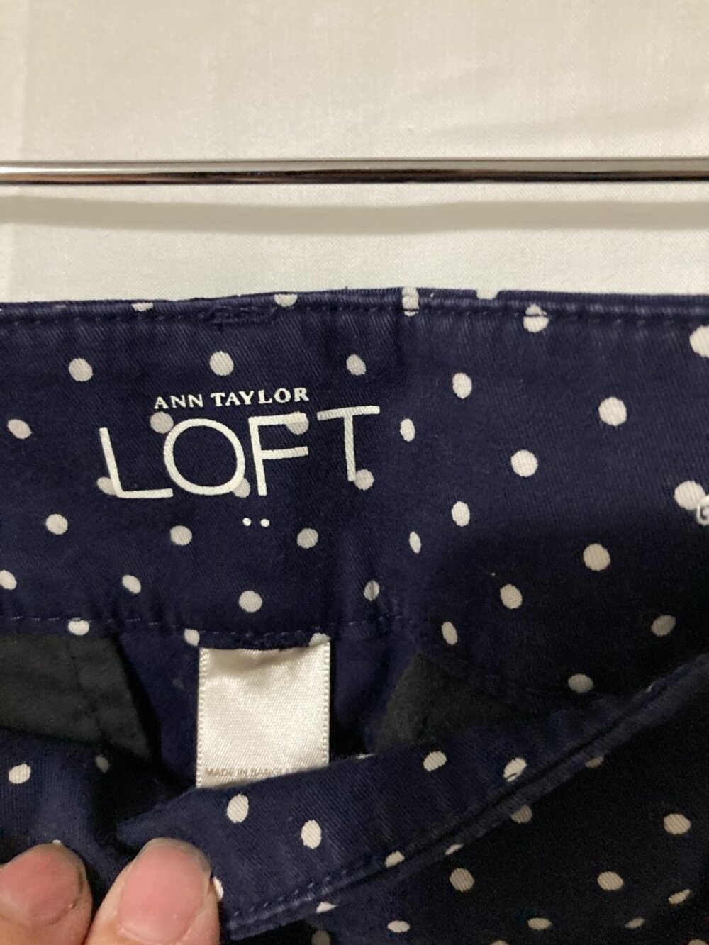 Loft Womens 10 Original Crop Blue Polka Dot Classic Prep Summer Chic Comfort - Picture 3 of 10